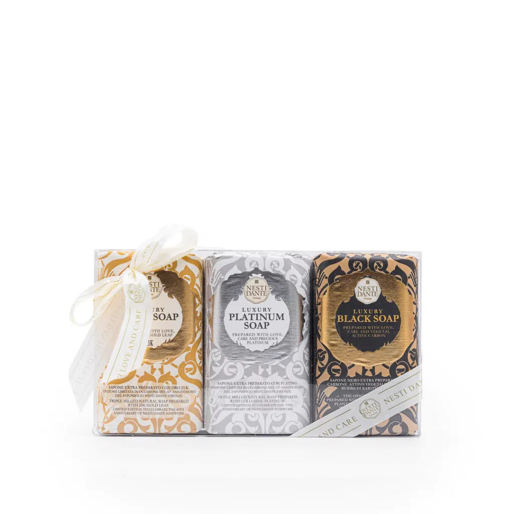 2144e8e3464decf2c60fccf44eb531b2.webp Kit Sabonetes Nesti Dante Luxury Gold, Platinum e Black 3X250G - Imagem 1
