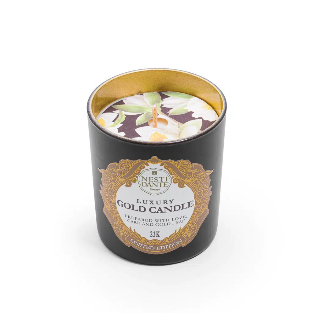 918d9cd604e9c9d844b7179aff741d98.webp Vela Perfumada Nesti Dante Luxury Gold 160G - Imagem 1
